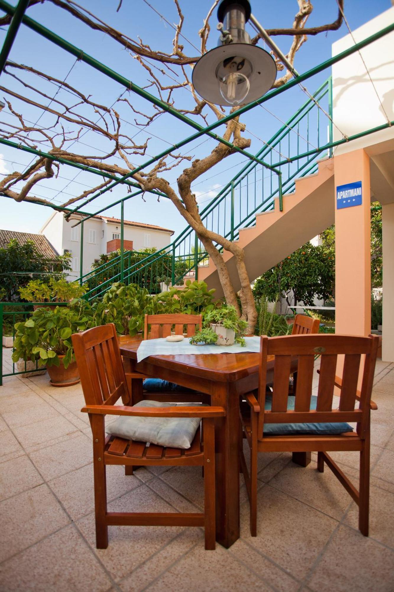 Apartments Dubra Komiža Exterior foto